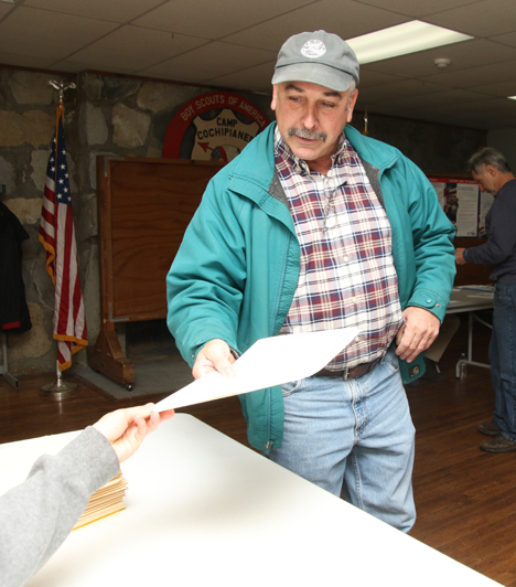 First selectmen races in Goshen and Morris heat up
