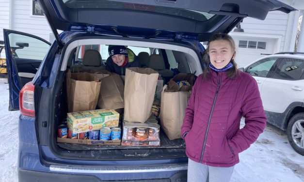 Church’s youth ministry collects food